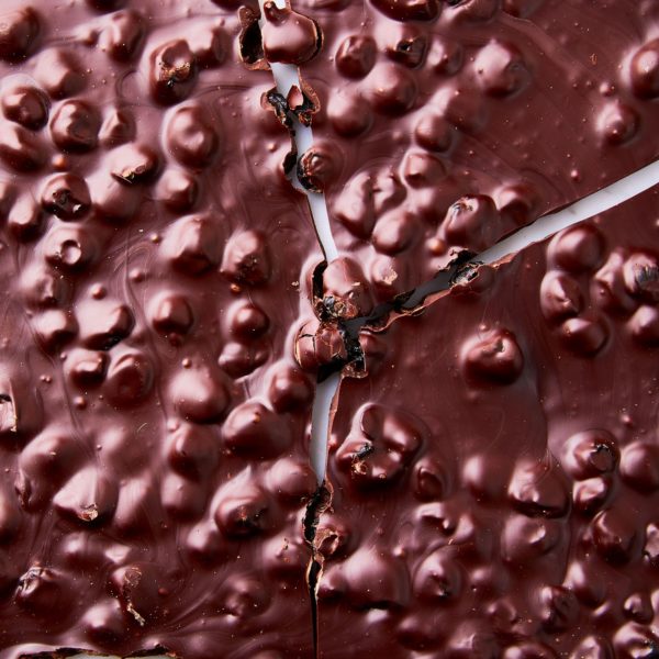 Witte chocolade met bosbessen – 100 gram